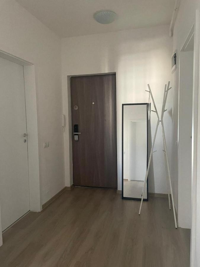 Anca Alphaville III Brasov Ngoại thất bức ảnh